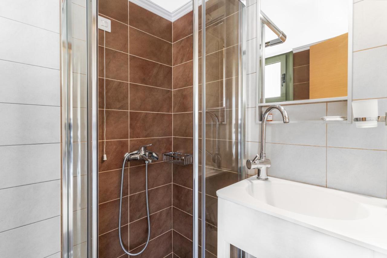 Alisahni Studios Nikiana Bagian luar foto